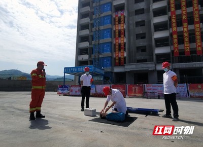 落实安全责任 推动安全发展--张家界市建筑系统“安全生产月”活动启动